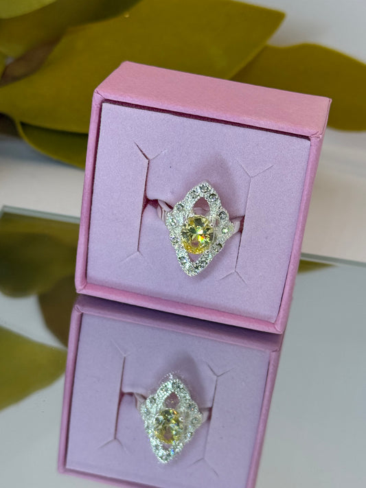 Everluxe Swarovski Crystal Halo Ring