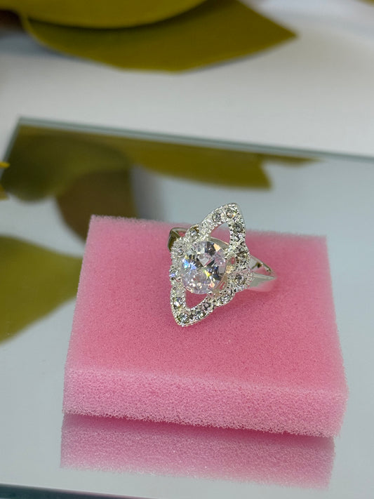 Everluxe Star Halo Swarovski Crystal Ring